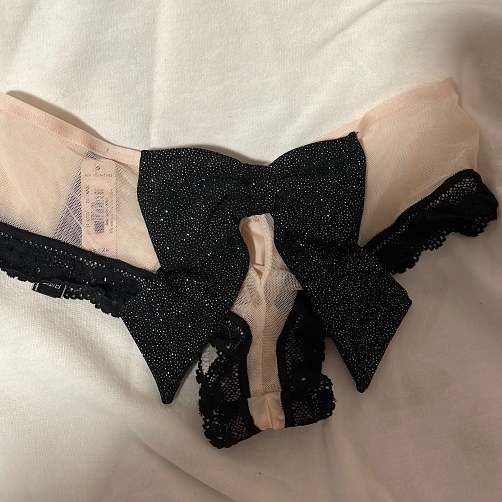 victoria secret pink and black panties